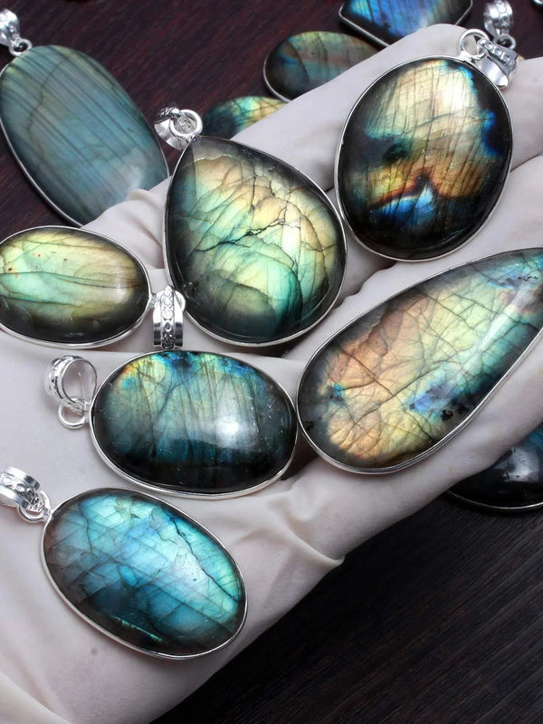 Labradorite Pendant - BrahmatellsStore