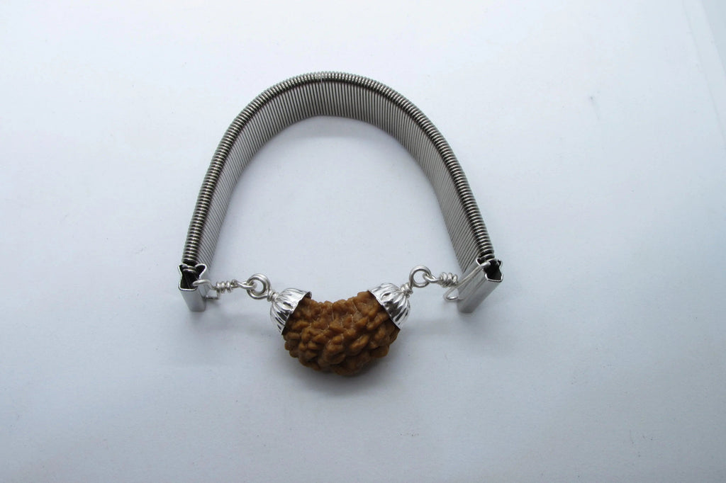 1 Mukhi Rudraksha Bracelet - Spiritual Elegance | Brahmatells - BrahmatellsStore
