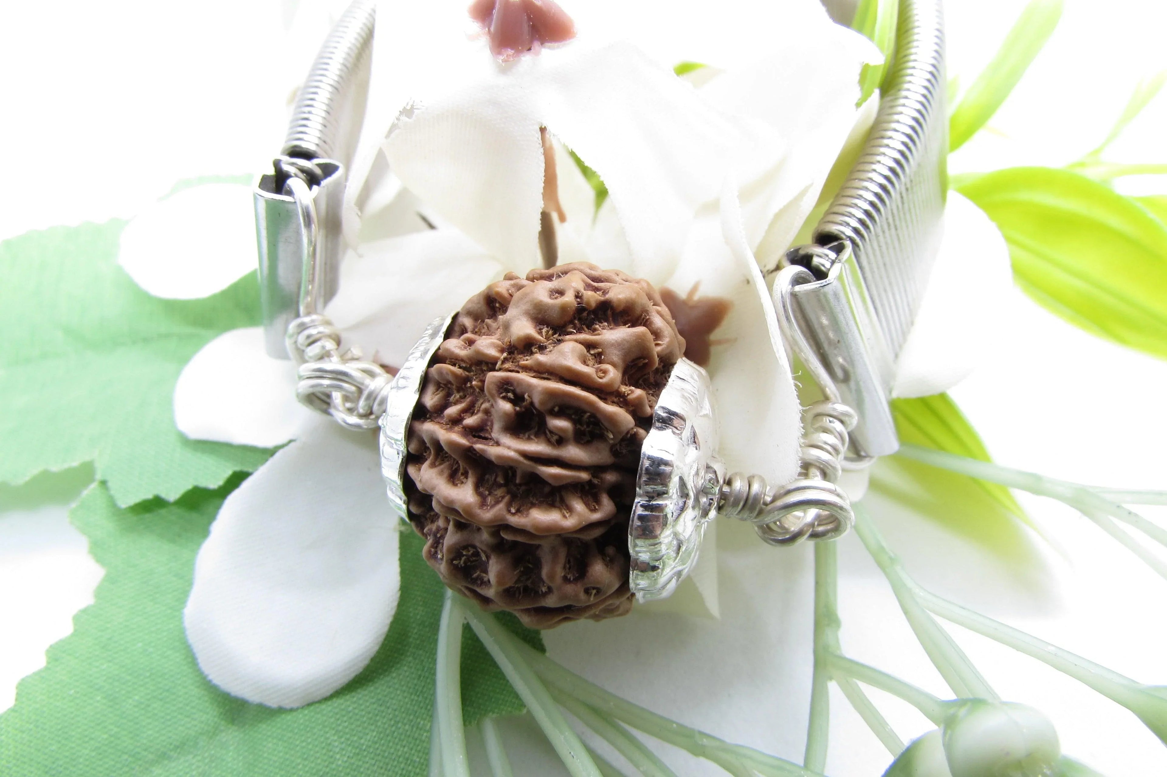 10 Mukhi Rudraksha Bracelet - Divine Protection | Brahmatells - BrahmatellsStore
